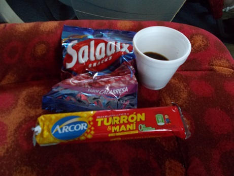 breakfast-in-the-bus-from-zapala-to-neuquen